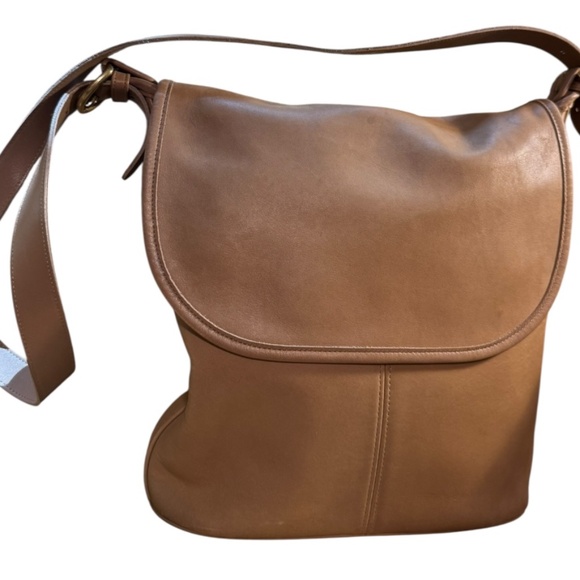 VINTAGE COACH 225 CROSSBODY SADDLE BAG - Picture 3 of 14